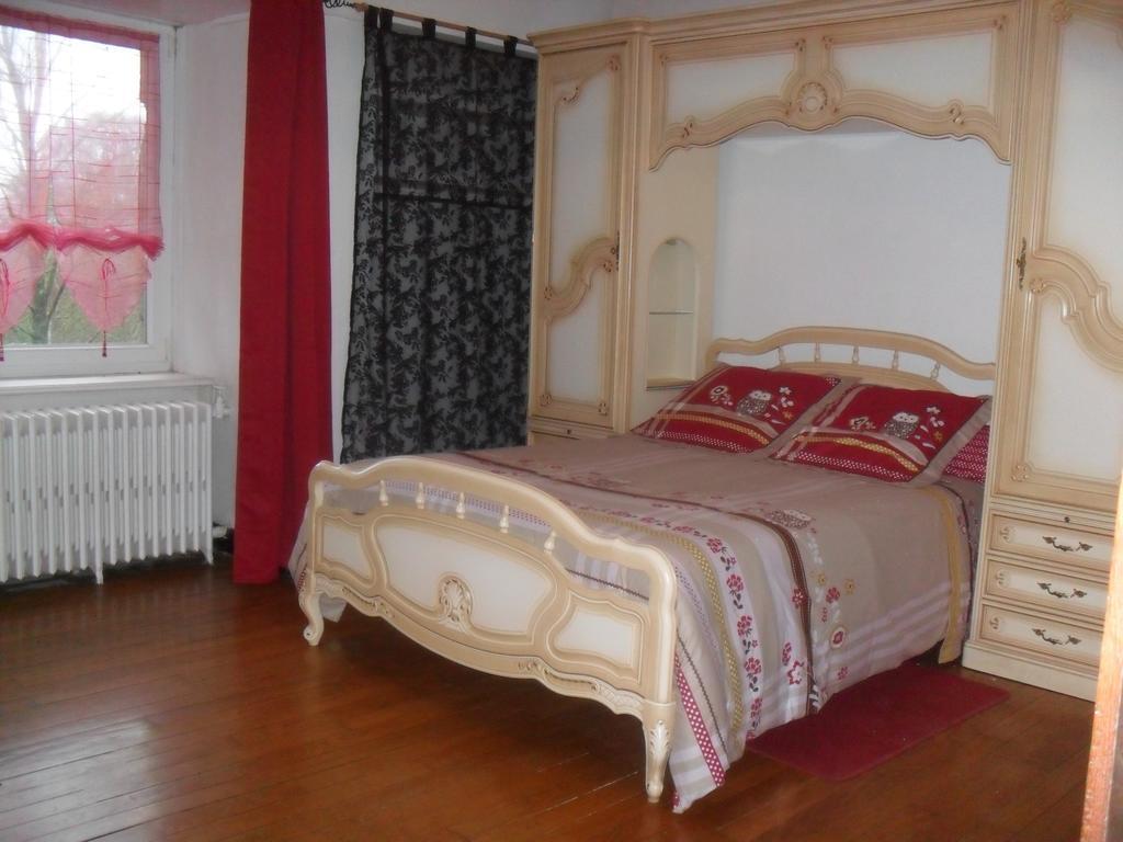 Gite De Peche Saint-Ellier-du-Maine 部屋 写真