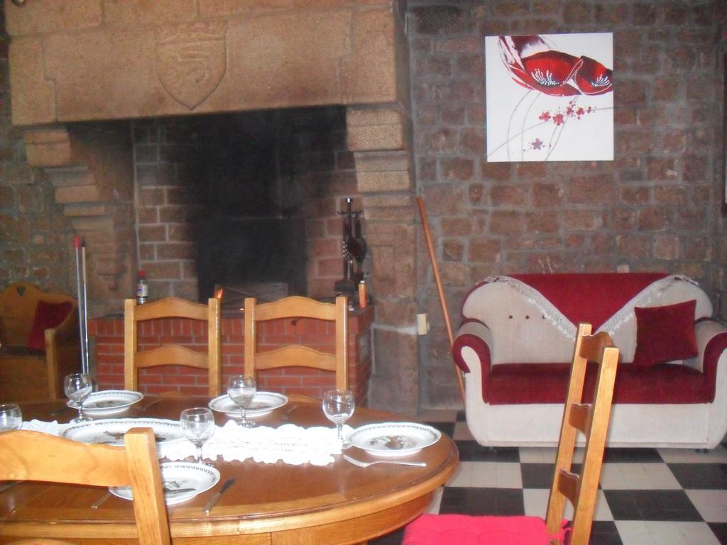 Gite De Peche Saint-Ellier-du-Maine 部屋 写真